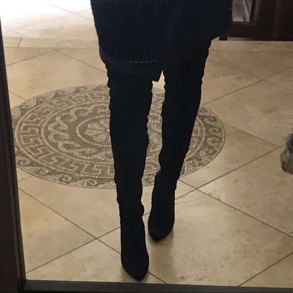 Parisian black satin thigh high boot - Picture 5 of 5